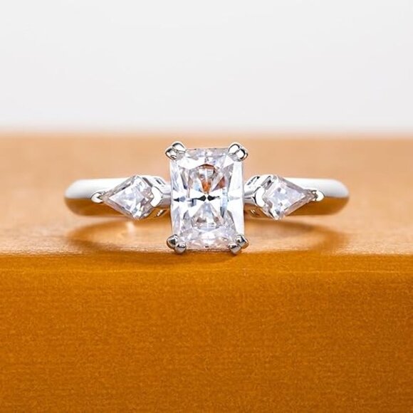1.6cttw Radiant Cut Moissanites 3 stone D Color VVS1 Clarity Engagement Ring - Picture 1 of 6
